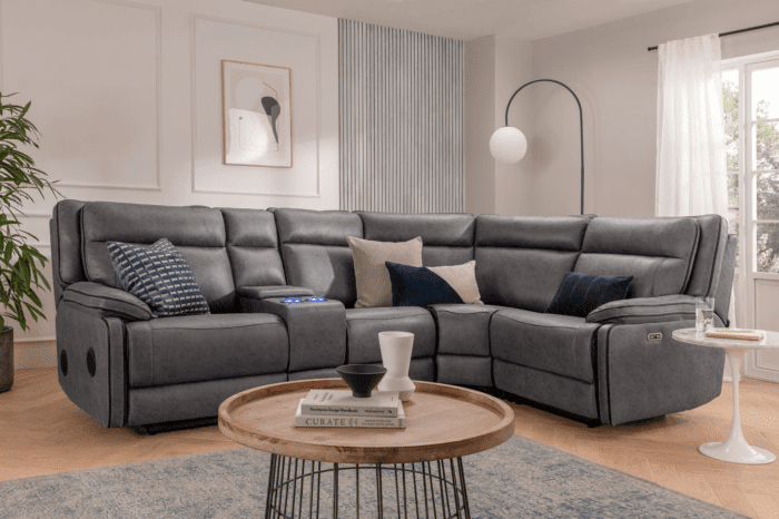 4 seater corner sofa​